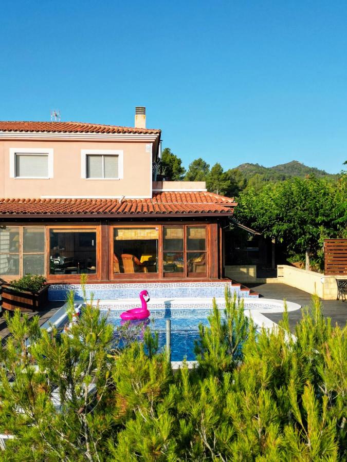 VILLA DU LAC spéciale pour famille avec enfant - B&B Riudecanyes