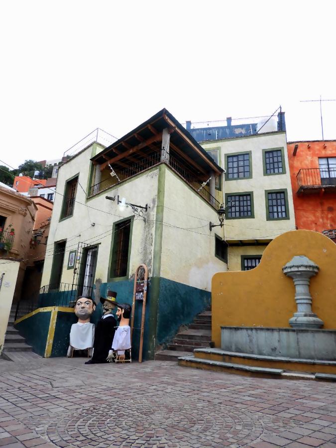 Plaza San Cayetano Panoramic House - B&B