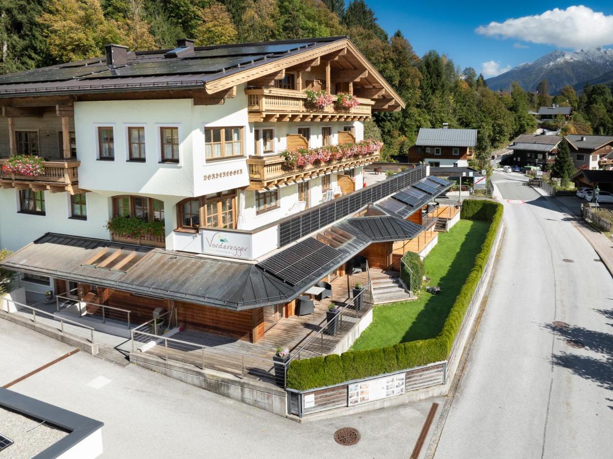 Gästehaus Vorderegger - Ferienwohnung Wald im Pinzgau