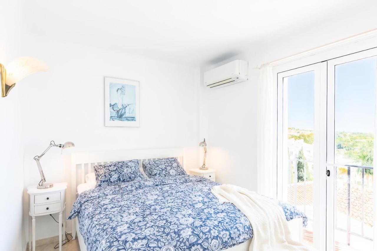 Appartement met 2 Slaapkamers en Uitzicht op Zee