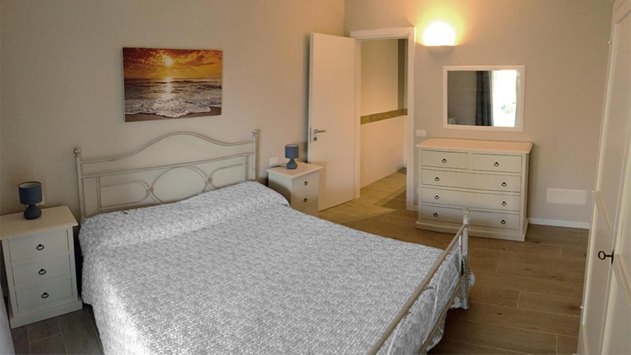 Appartamento con 2 Camere da Letto e Vista Giardino 