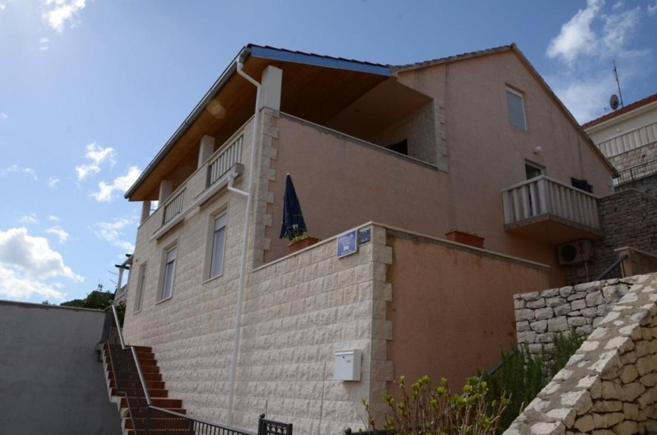Apartments Iva - Chambres d’hôtes