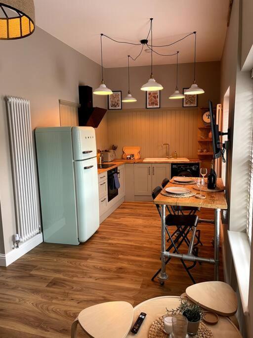 Chapel View - A New Unique Town Centre apartment - B&B