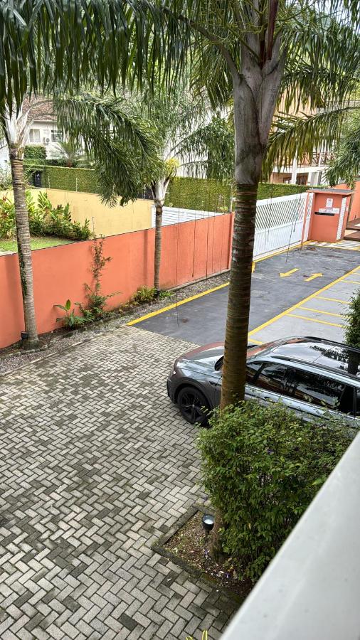 Casa charmosa condomínio piscina Praia de Juquehy, São Sebastião - B&B