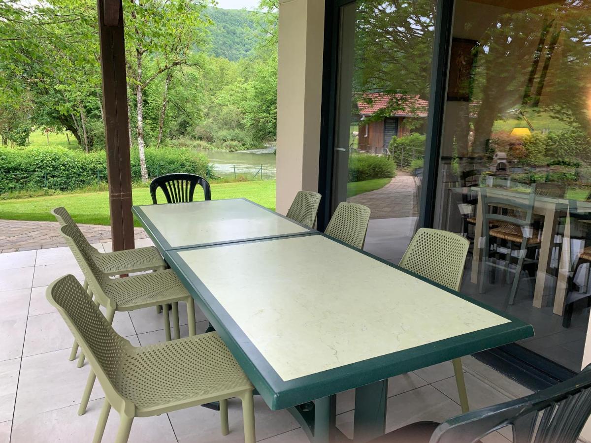 Gite du Lison 2 chambres au calme en Franche Comte riviere - B&B Nans-sous-Sainte-Anne