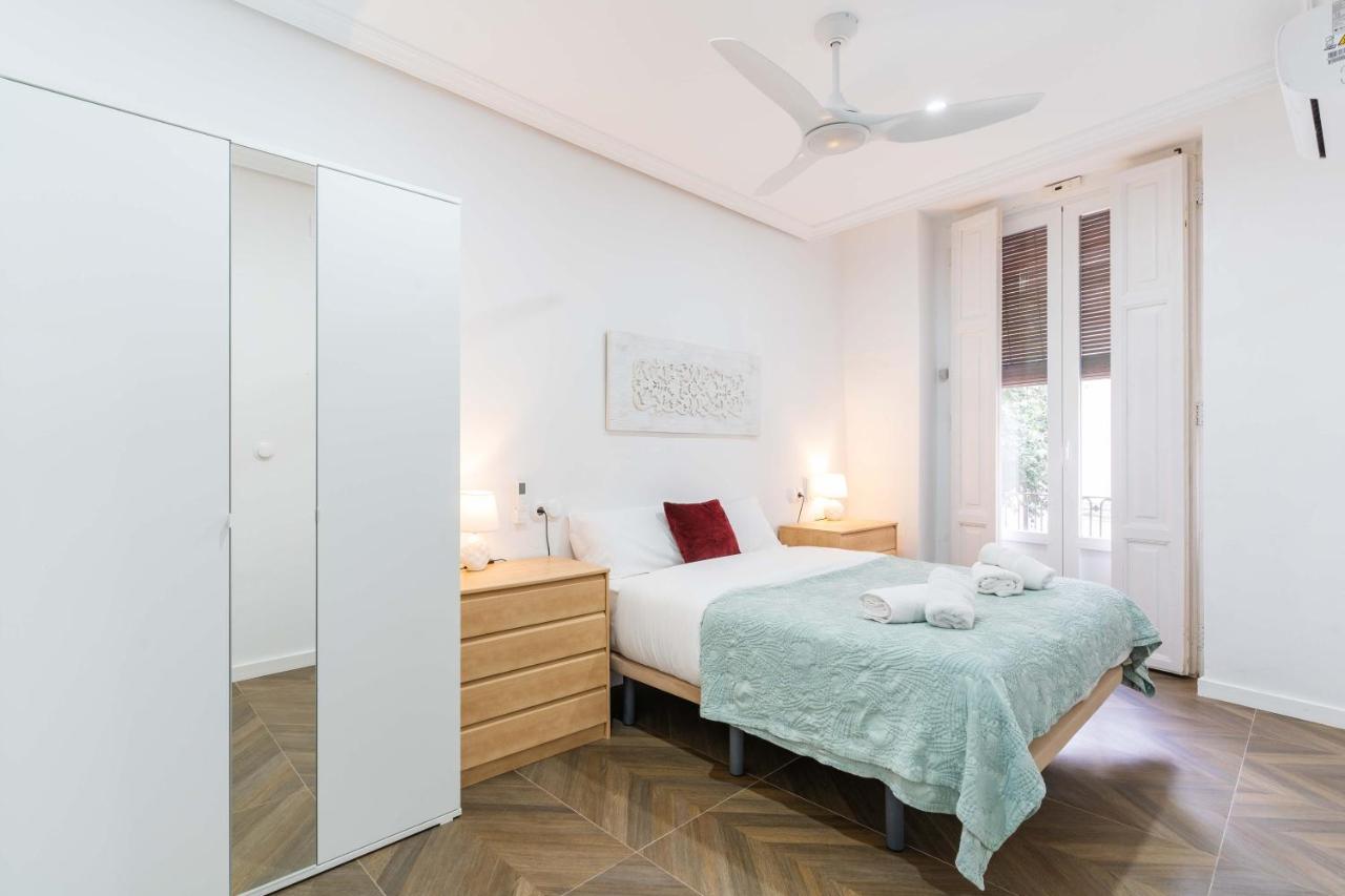 Invalencia Balmes Flat Central Market 2 Bdrm & 2 wc - Ferienwohnung Valencia