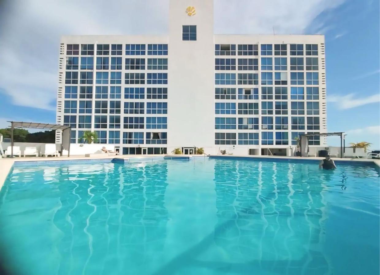 5 min de la playa - Cómoda suite con piscina - B&B