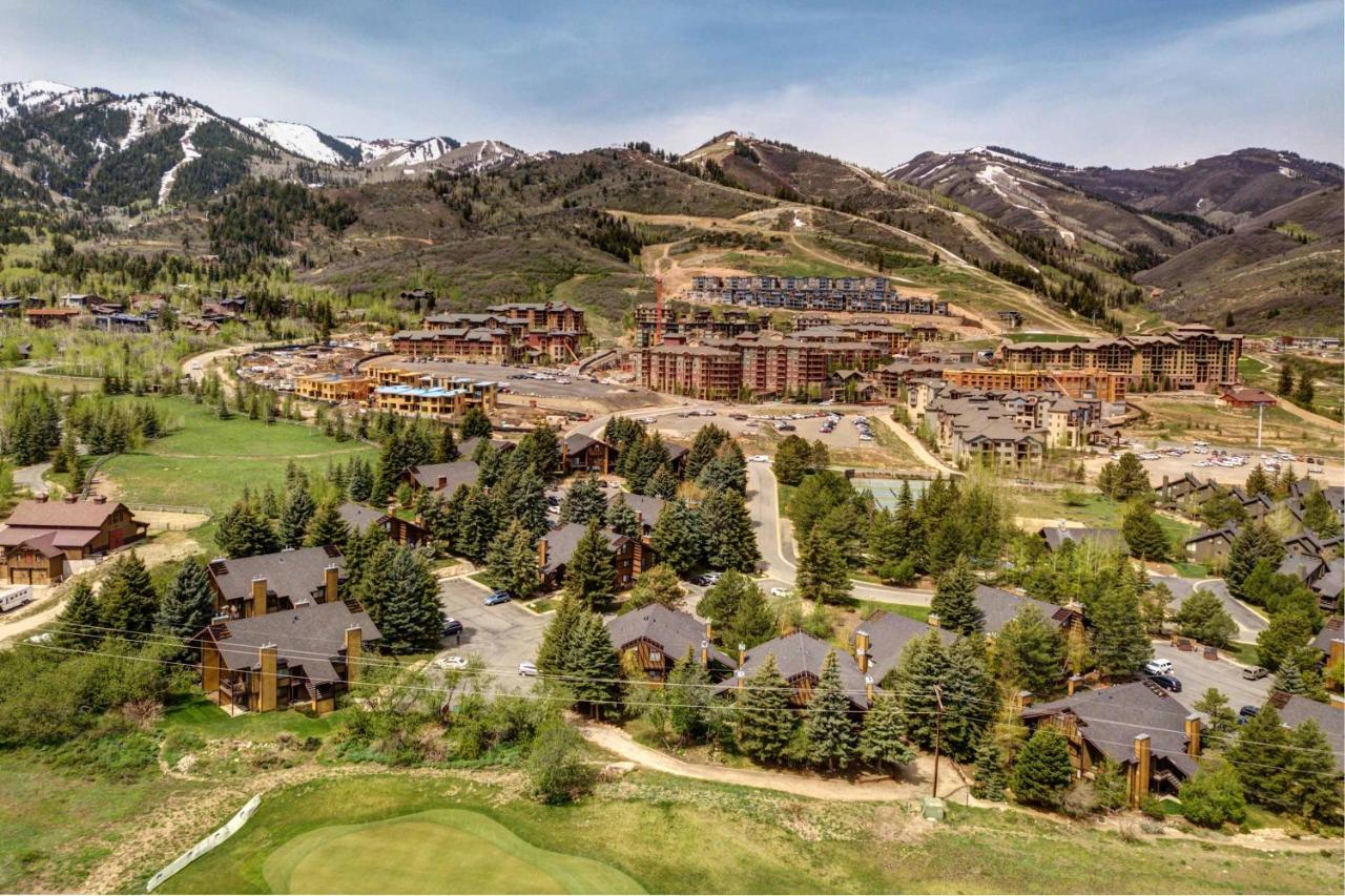 Canyons Resort, Community Hot Tub Retreat, Slopes located steps away! - Chambres d'hôtes Park City