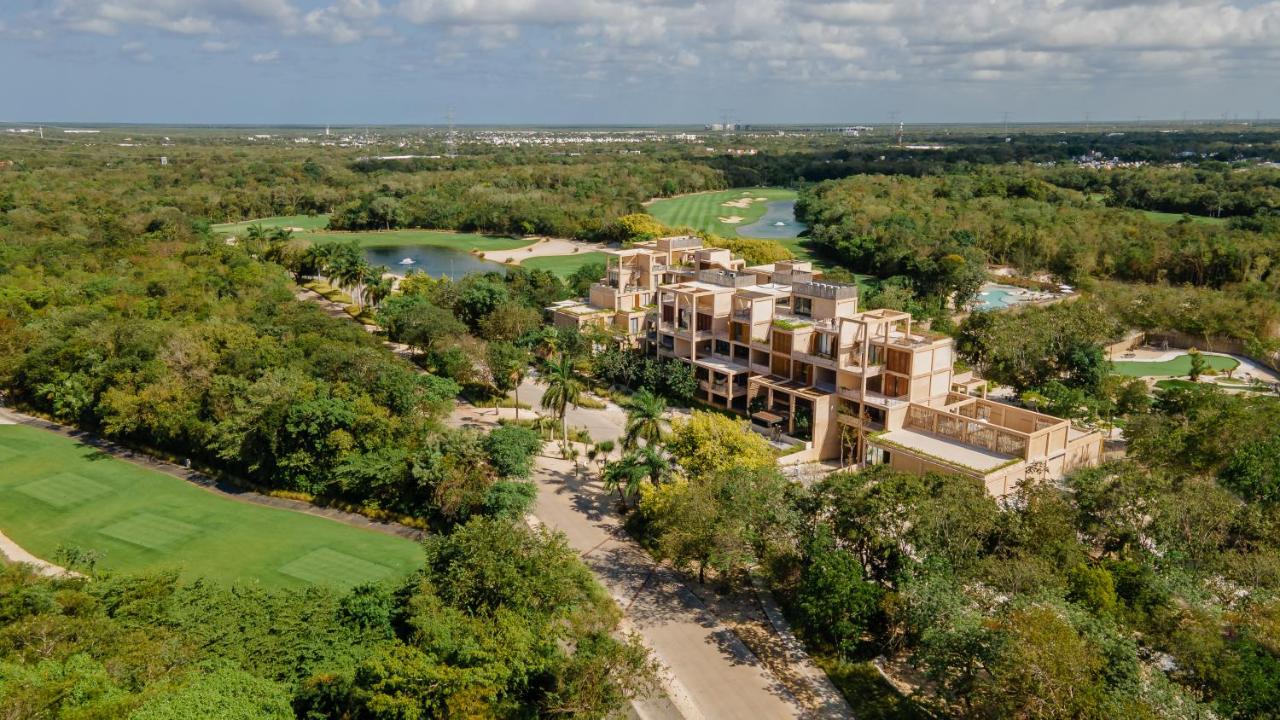 Lumina at The Village Luxury Residences in Corasol - B&B Playa del Carmen