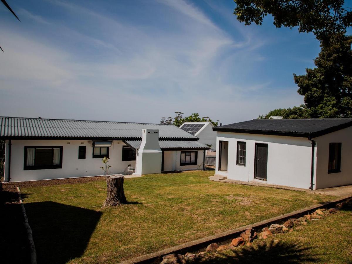 Kaylie's Place, Elegant Holiday Home with Garden - B&B
