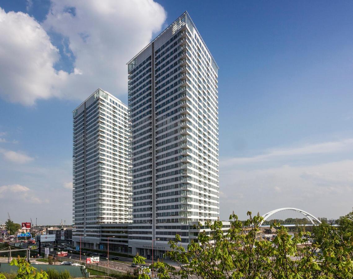 SAG Panorama City Apartment 3 rooms free parking Free wifi - Ferienwohnung