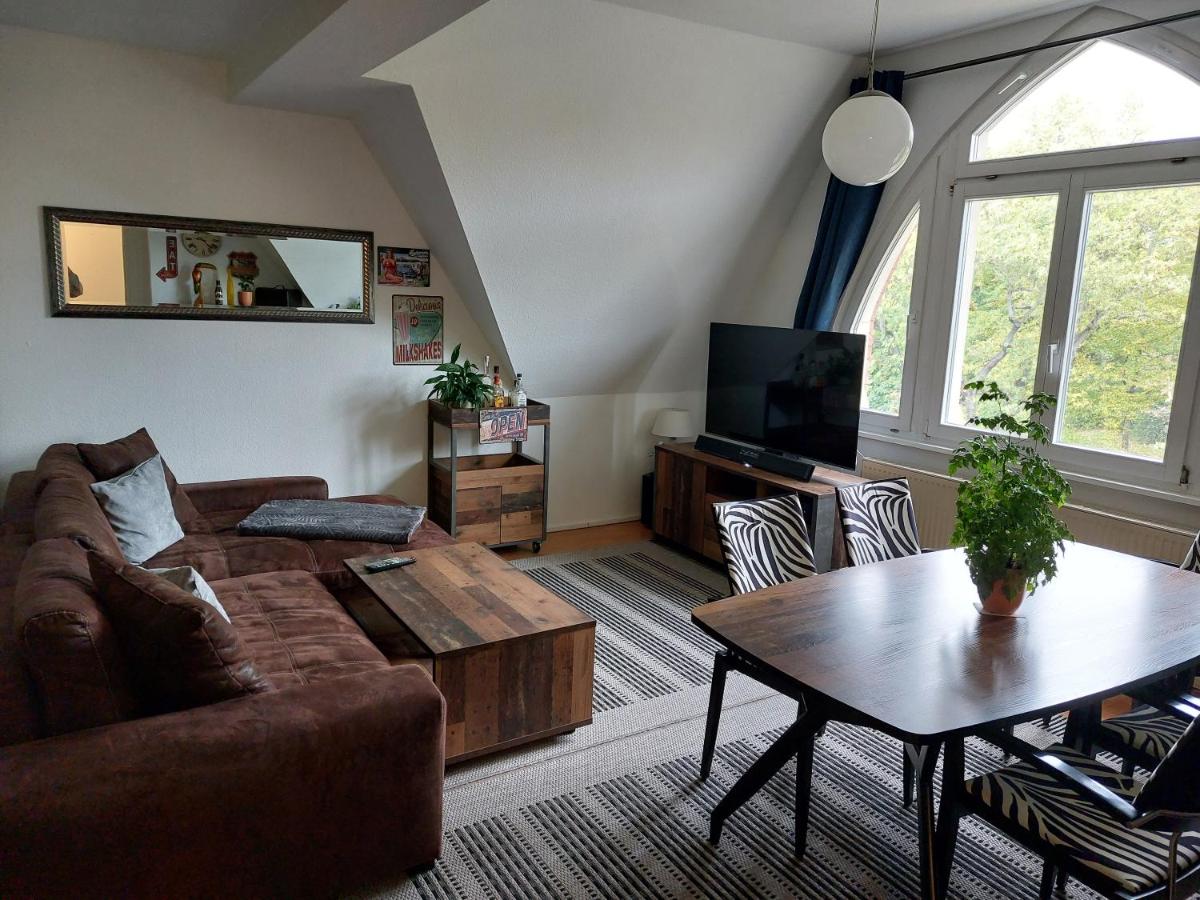 Wohnung in zentraler Lage mit Blick ins Grüne - Ferienwohnung
