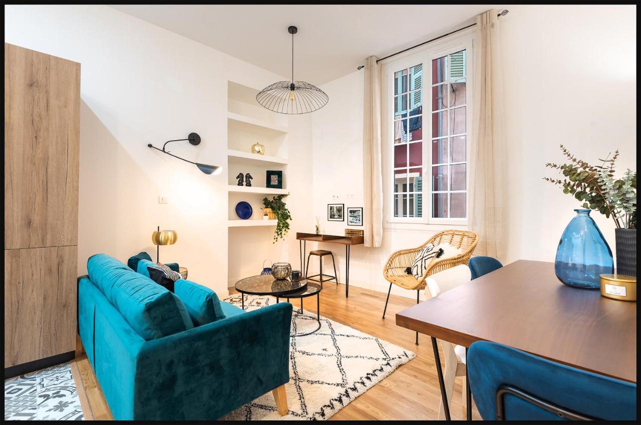 Nice Renting - COLLET - Chic & Cosy Stay in Heart of Old Nice AC Wi-Fi - B&B Niza