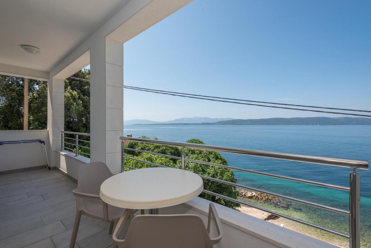 Appartamento con 3 Camere da Letto e Vista Mare