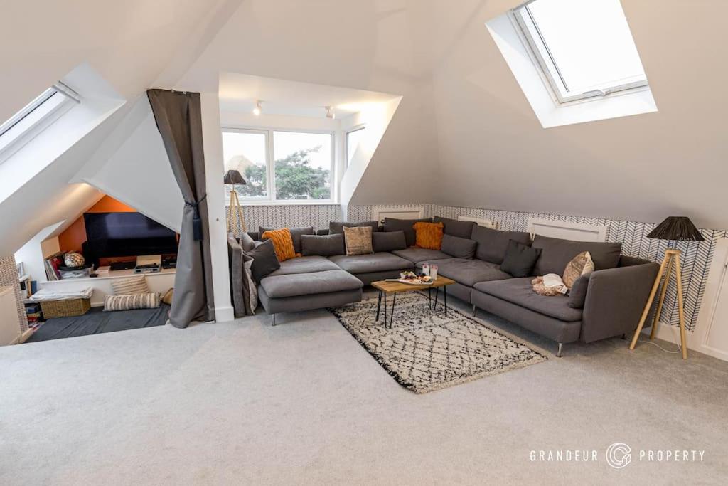 Azure House by Grandeur Property - Ferienwohnung Southbourne
