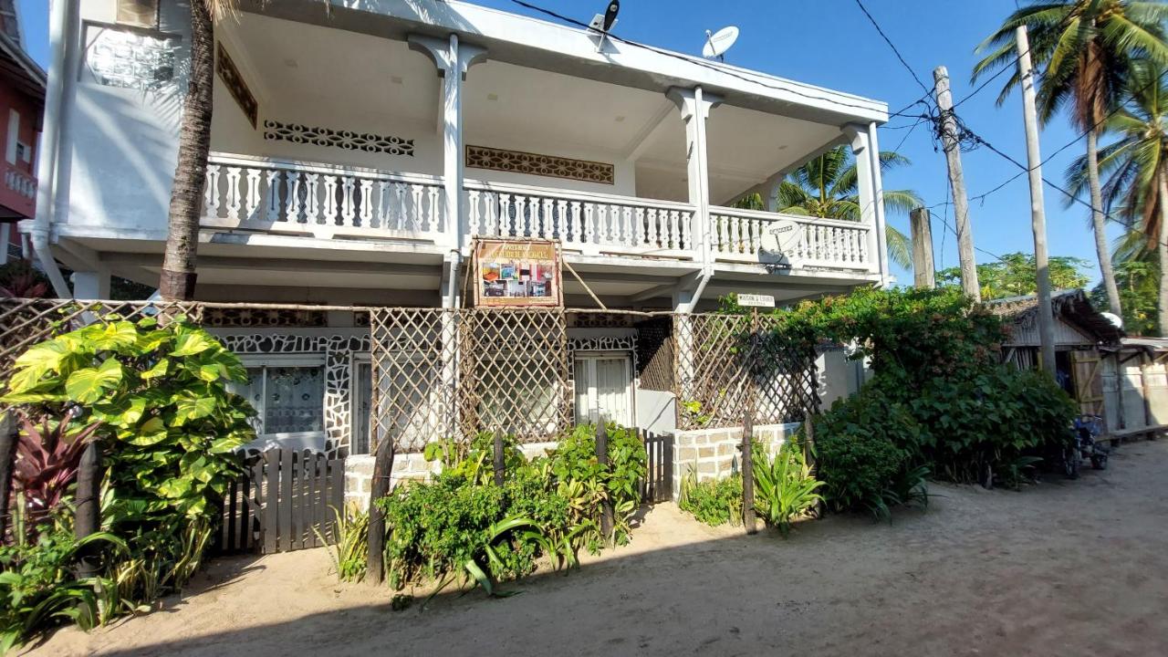 Studio Poivre - Séjour tropical à Nosy Be - Bed and Breakfast Madirokely