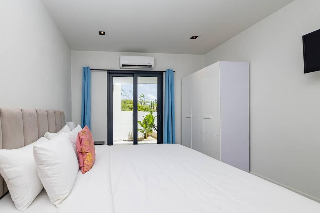 NEW Luxury 5BR Villa - Casa Graziano by Bocobay - B&B Oranjestad