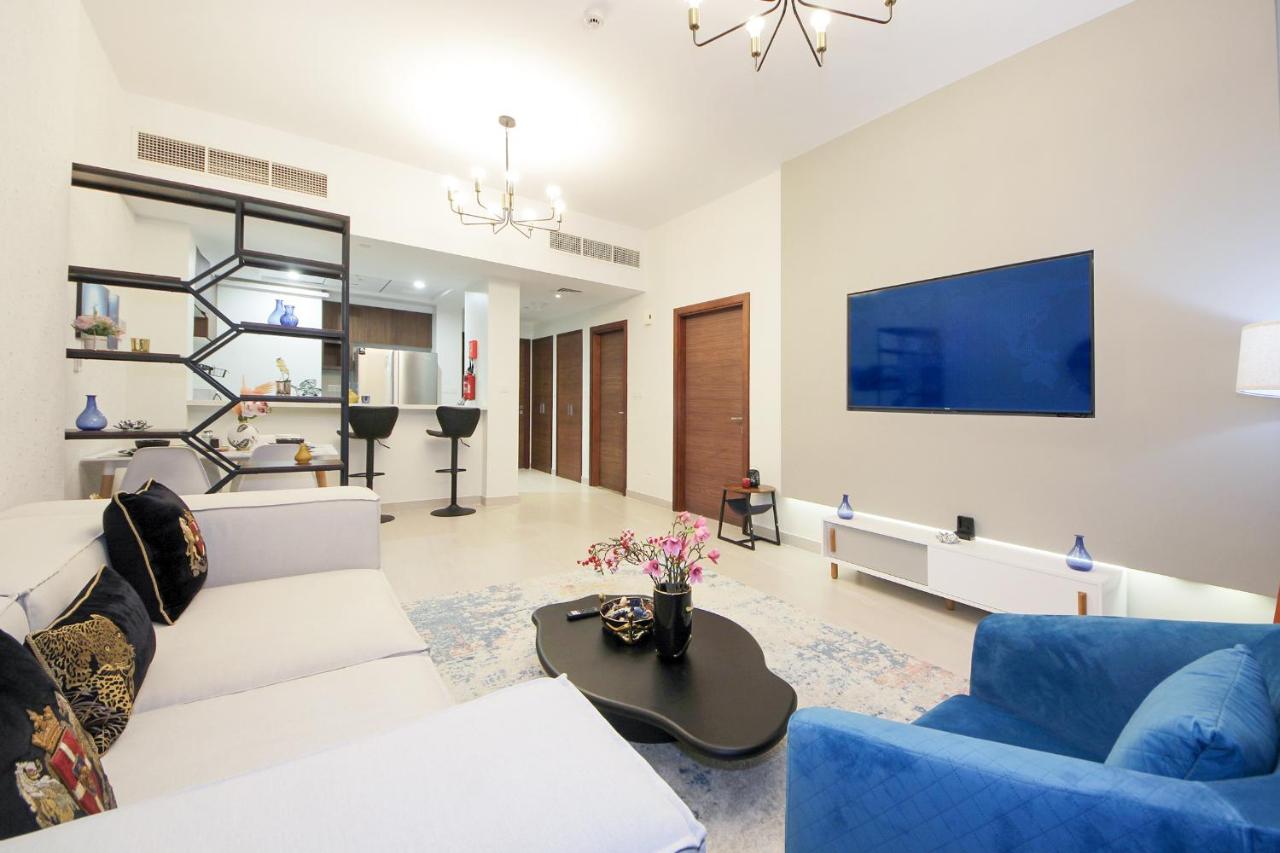 One-Bedroom Apartment with Balcony and City View