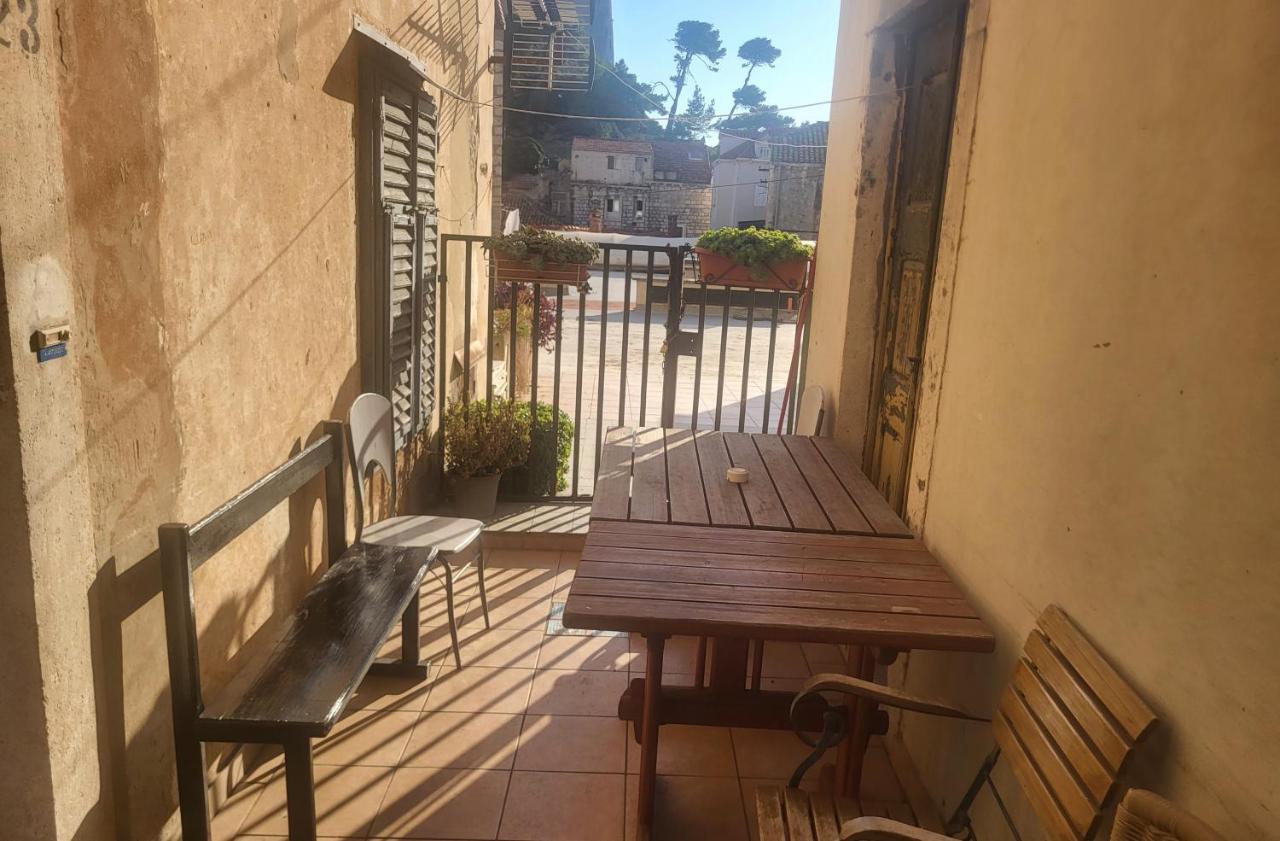 Cozy Rooms At Old City Gate - Ferienwohnung Dubrovnik