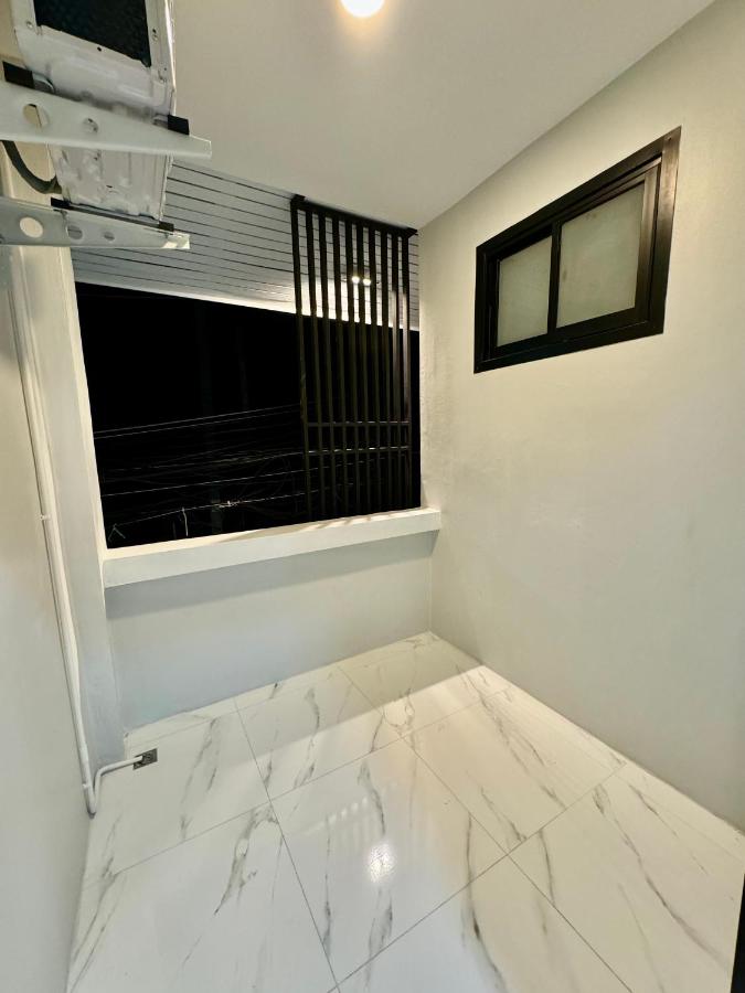 Tata pool villa pattaya - Bed and Breakfast Jomtien