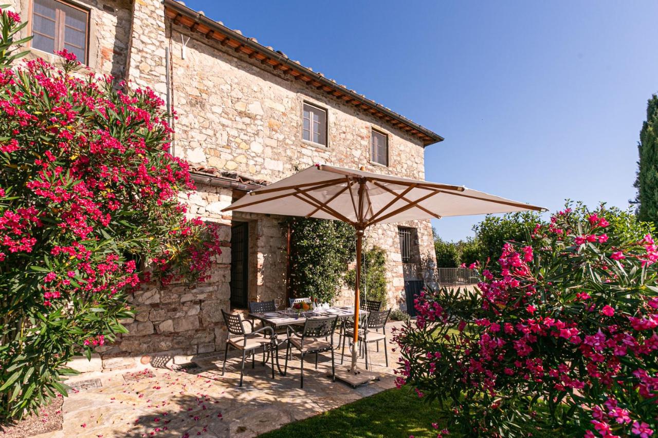 Casa Livio, a garden with a view - B&B Gaiole in Chianti