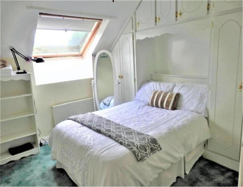 Chambre Simple avec Salle de Bains Commune