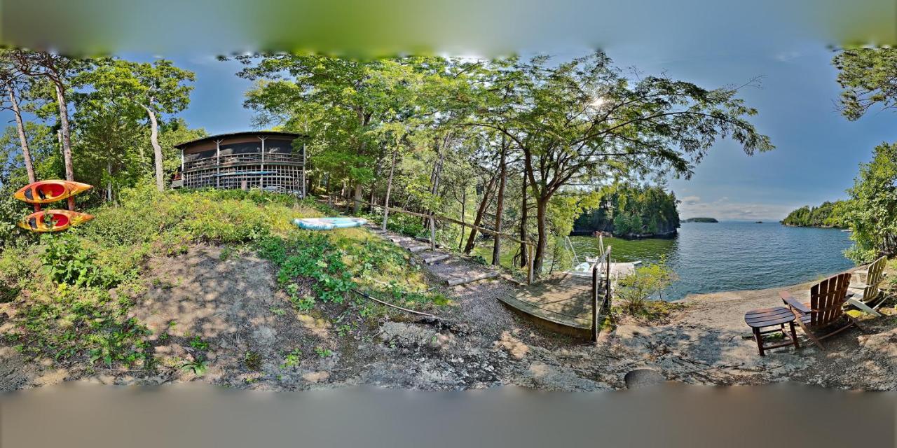 Finlays Cove on the Lake - B&B
