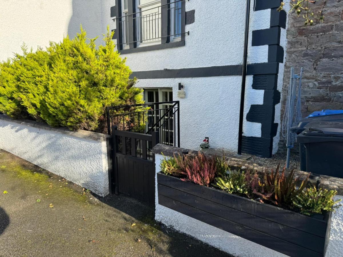 20a, By The Ness - B&B