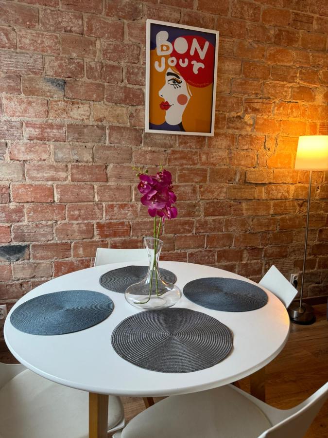Apartament Akali Centrum 300 m Rynek 1-4 os -Parking
