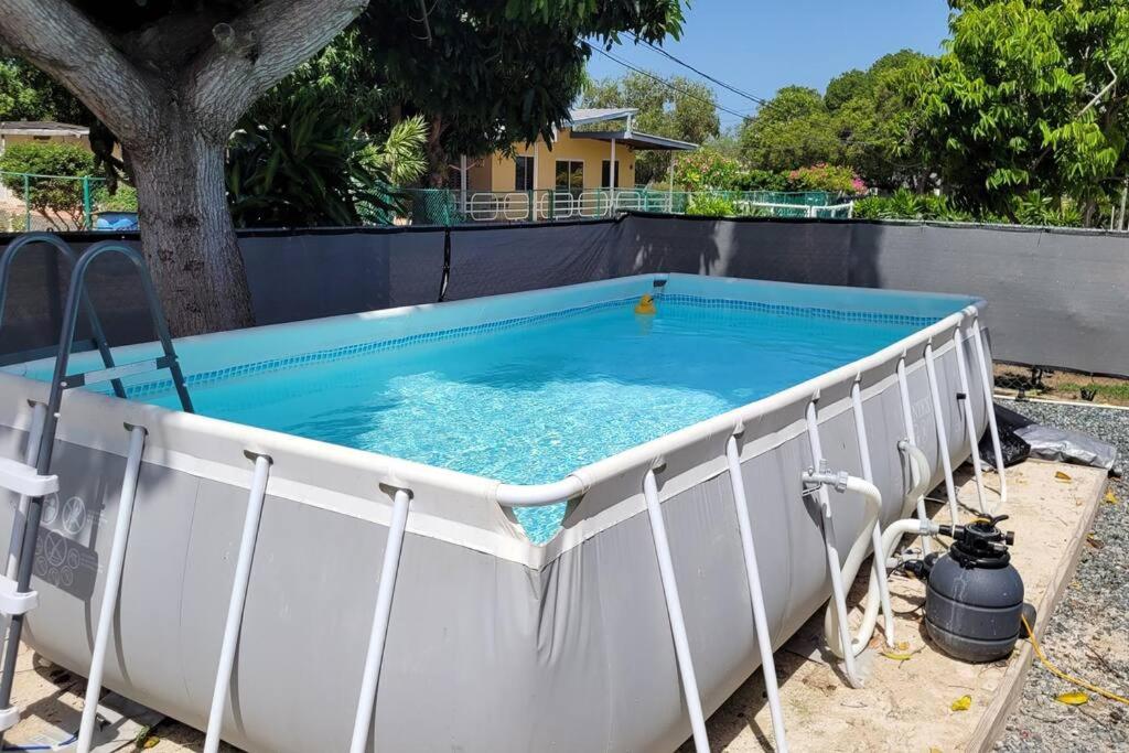 Container 1 with pool, free wifi fully equiped - B&B
