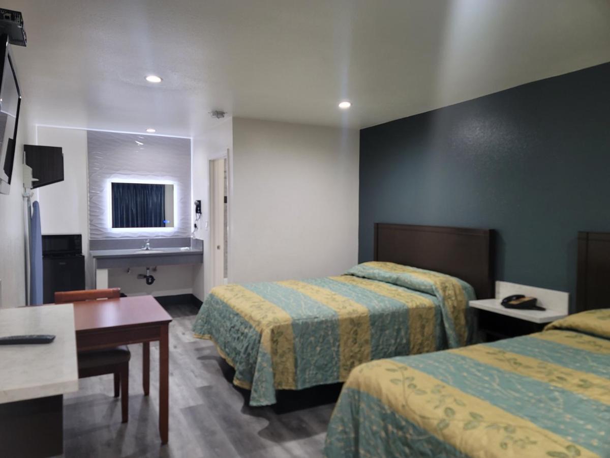 Double Room with Two Double Beds