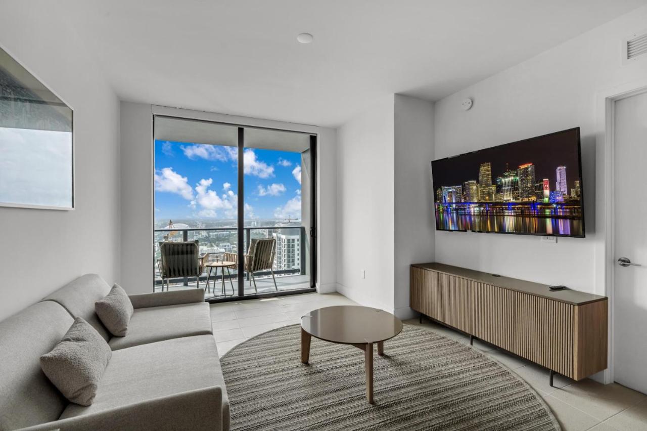 Modern 1 Bed on the 42nd- Heart of Downtown Miami - B&B Miami