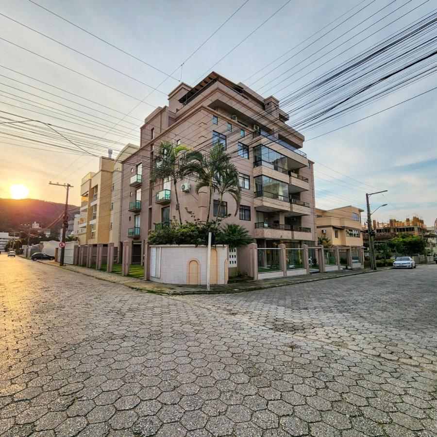 Apto El Shadday 202 cento e cinqüenta metros do Mar - Ferienwohnung