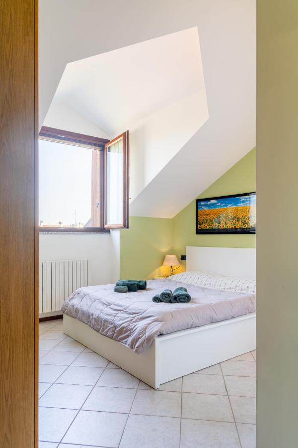 Appartamento panoramico - B&B San Giuliano Milanese