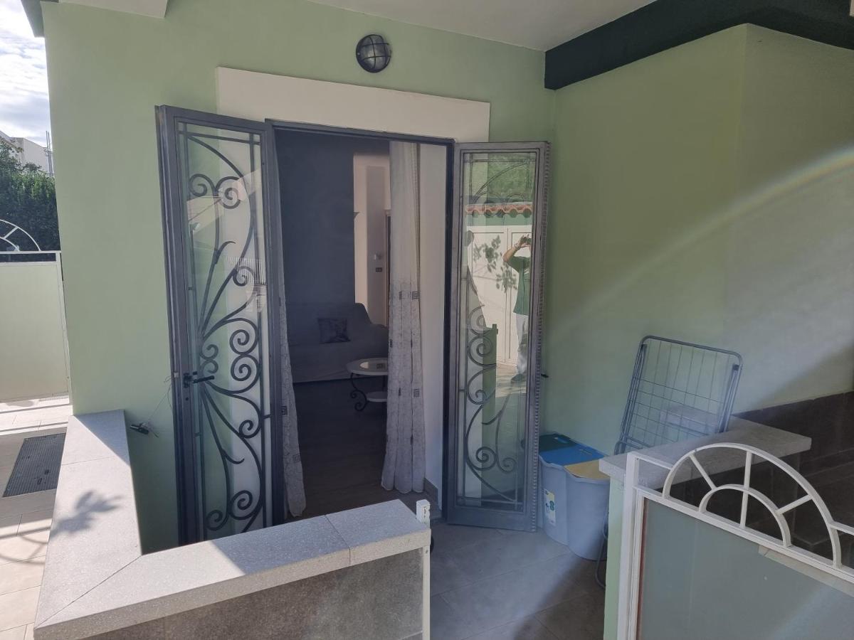 Rosy Vacation Home - B&B Monte di Procida