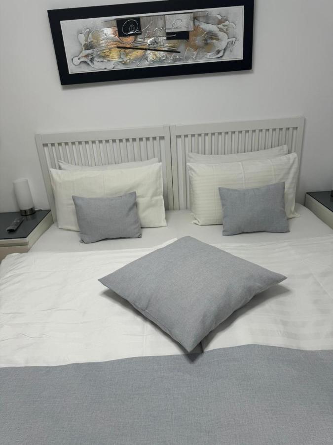 Chambre Double Confort avec Salle de Bains Commune