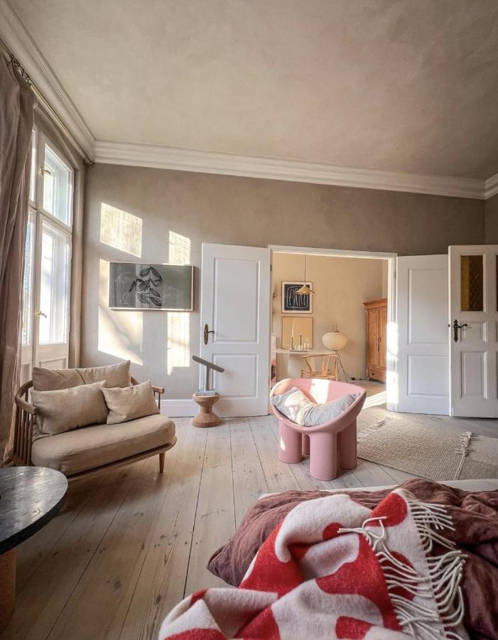 Beautiful 3 room apartment in Berlin center - B&B