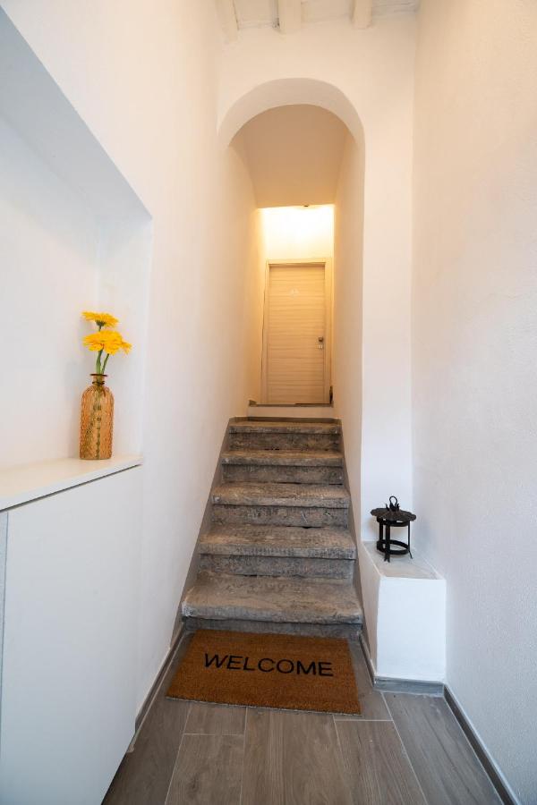 Borgonovo 33 - B&B