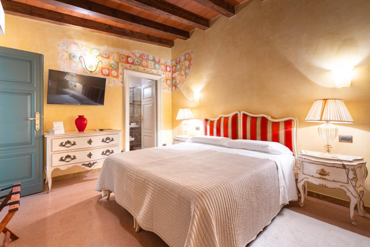 Deluxe Doppelzimmer mit Dusche