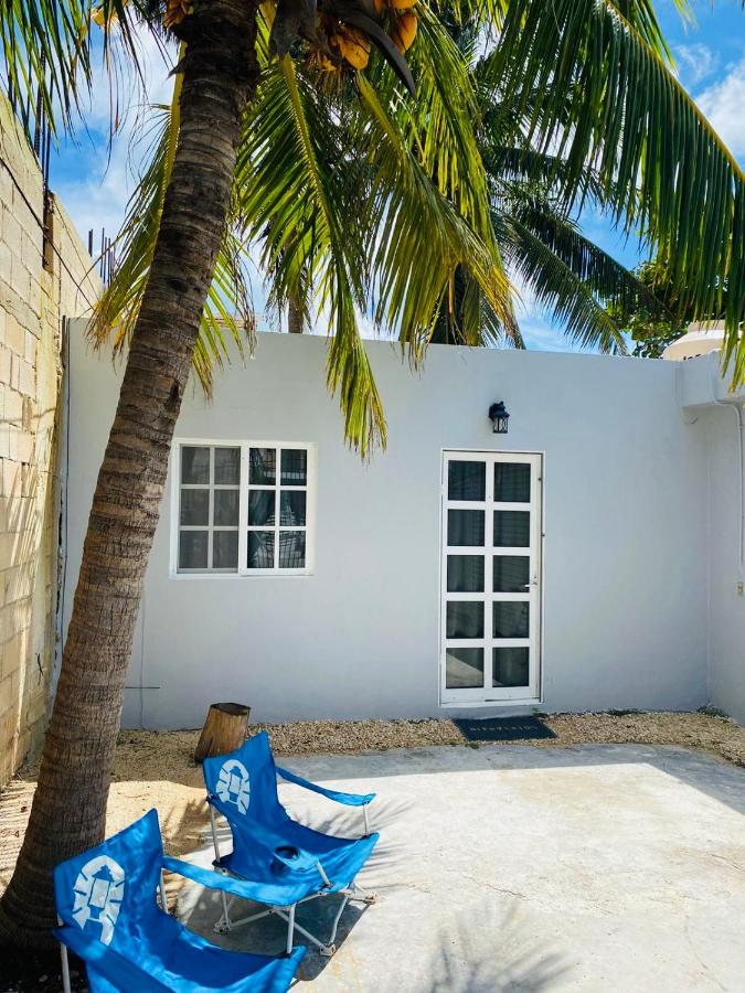 Casita Pérez, Cama Queen, WIFI, Aire acondicionado, Cocina, 2 sillas de playa - B&B