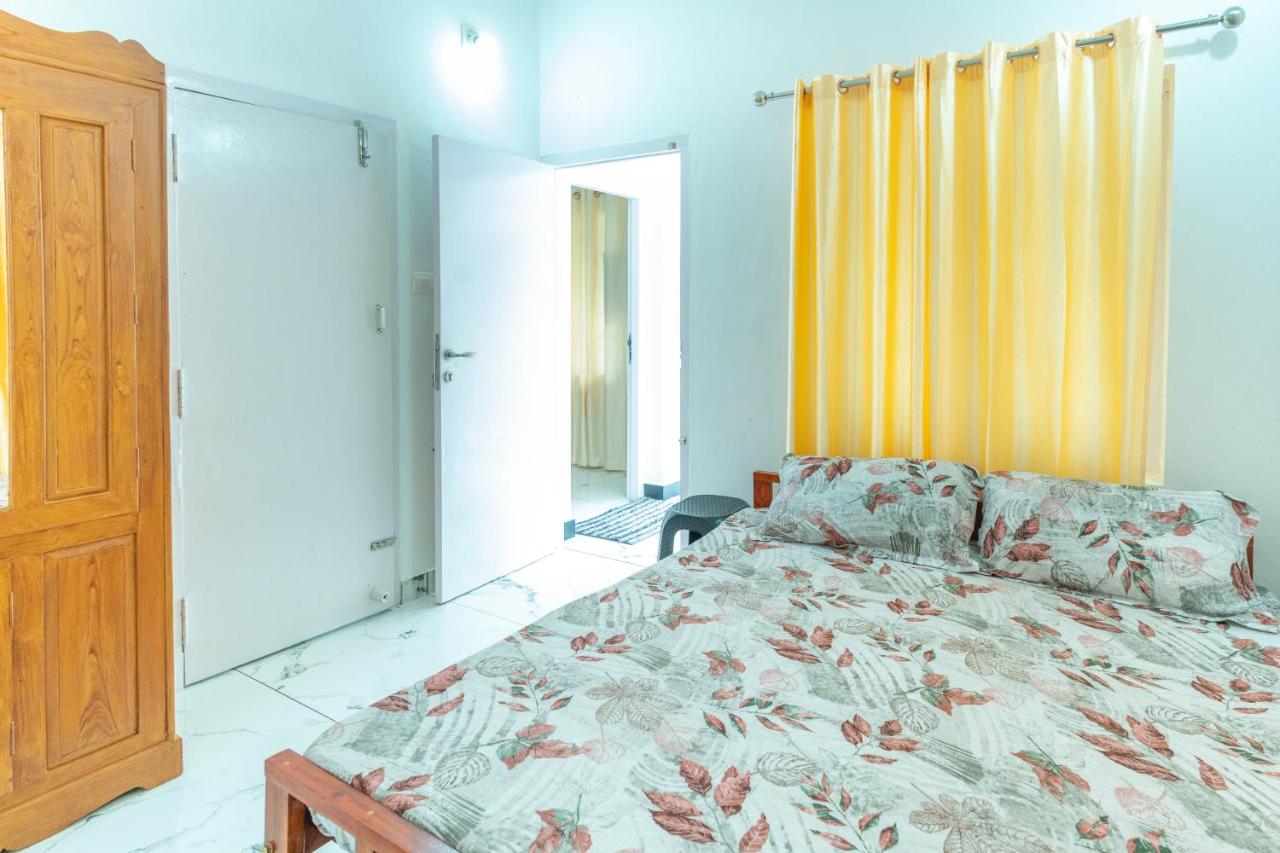 Double or Twin Room with Private Bathroom