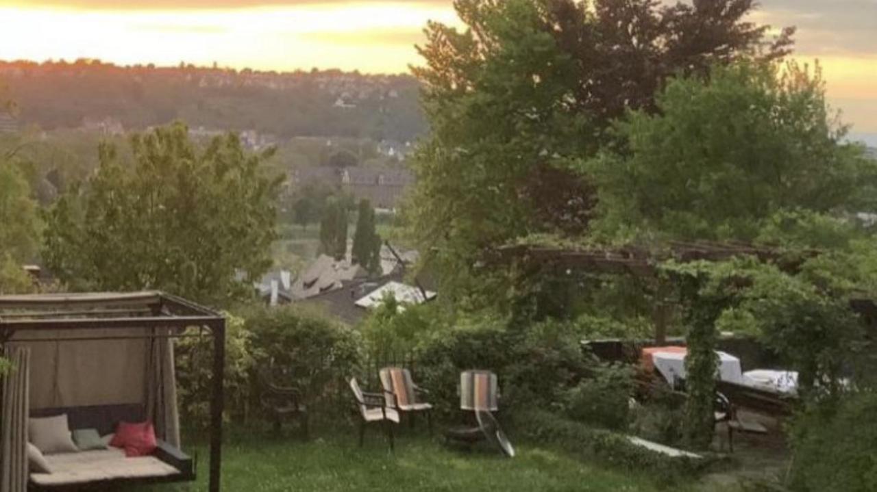 Über den Dächern von Koblenz - Aussichts-Wohnung Naturpark Rheinblick, ruhig, zentrumsnah, Sport-Pool - B&B Koblenz