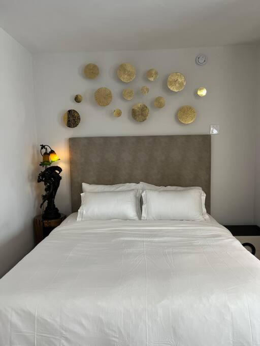 Marilyn Studio Apartment in Koreatown - B&B