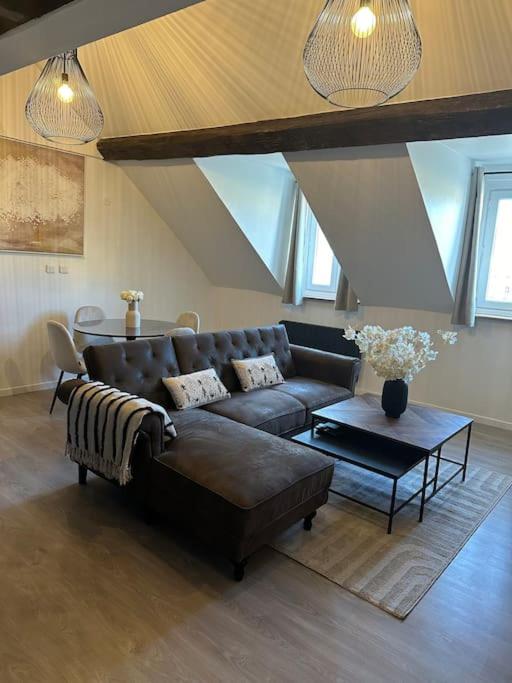 Premium House en Hypercentre - Parking inclus et à 7 mins RER A - Chambres d’hôtes