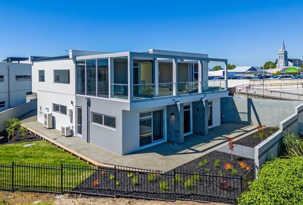 Location and luxury in Timaru - Bed and Breakfast