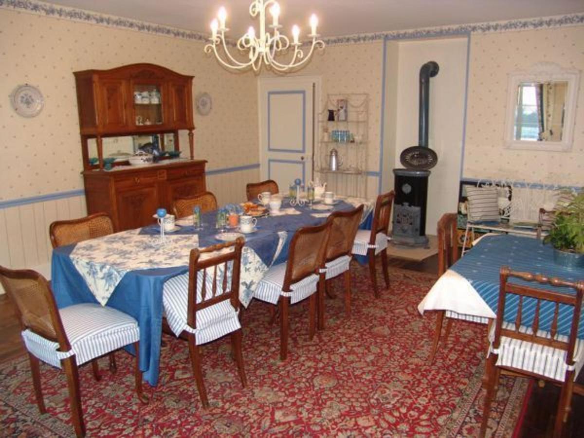 Charmante maison au cœur des vergers avec cheminée, jardin secret et jeux pour enfants - FR-1-585-151 - Chambres d'hôtes Watronville