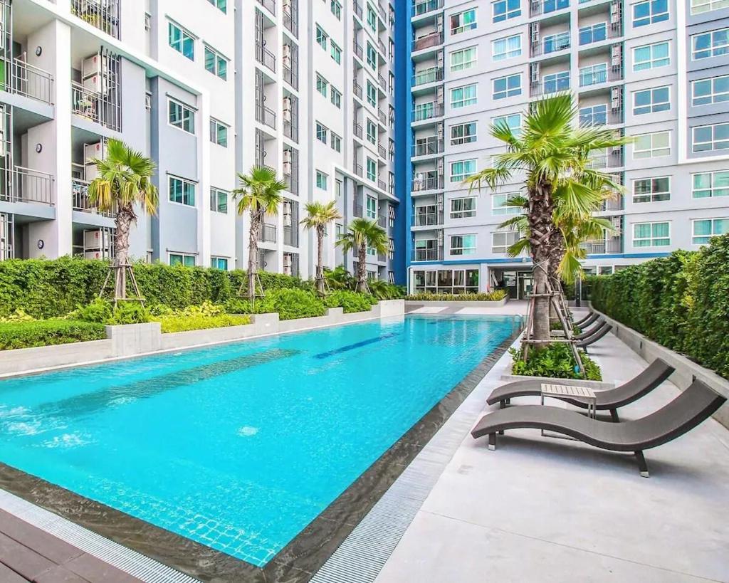 Tranquil Urban Retreat at Cheangwattana - Ferienwohnung