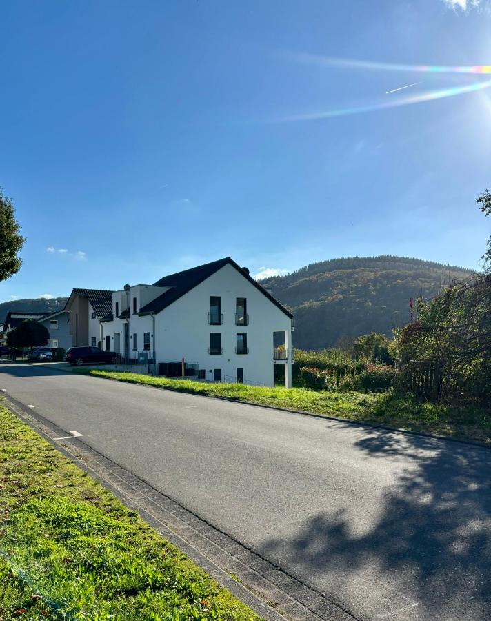 FEWO Klosterblick sowie Weinberge & Drachenflieger - B&B Zeltingen-Rachtig