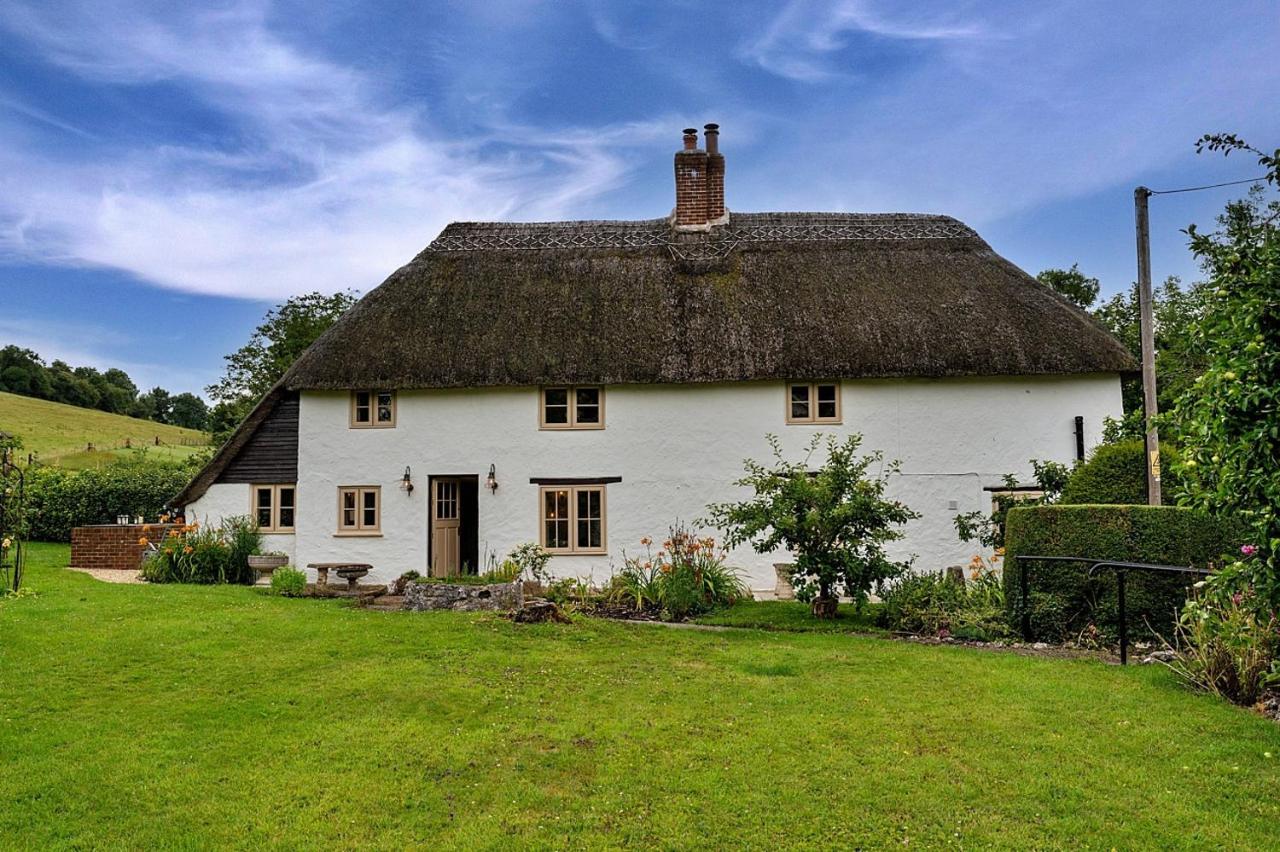Finest Retreats - The Thatch at Winterborne Houghton - Chambres d’hôtes Winterborne Stickland