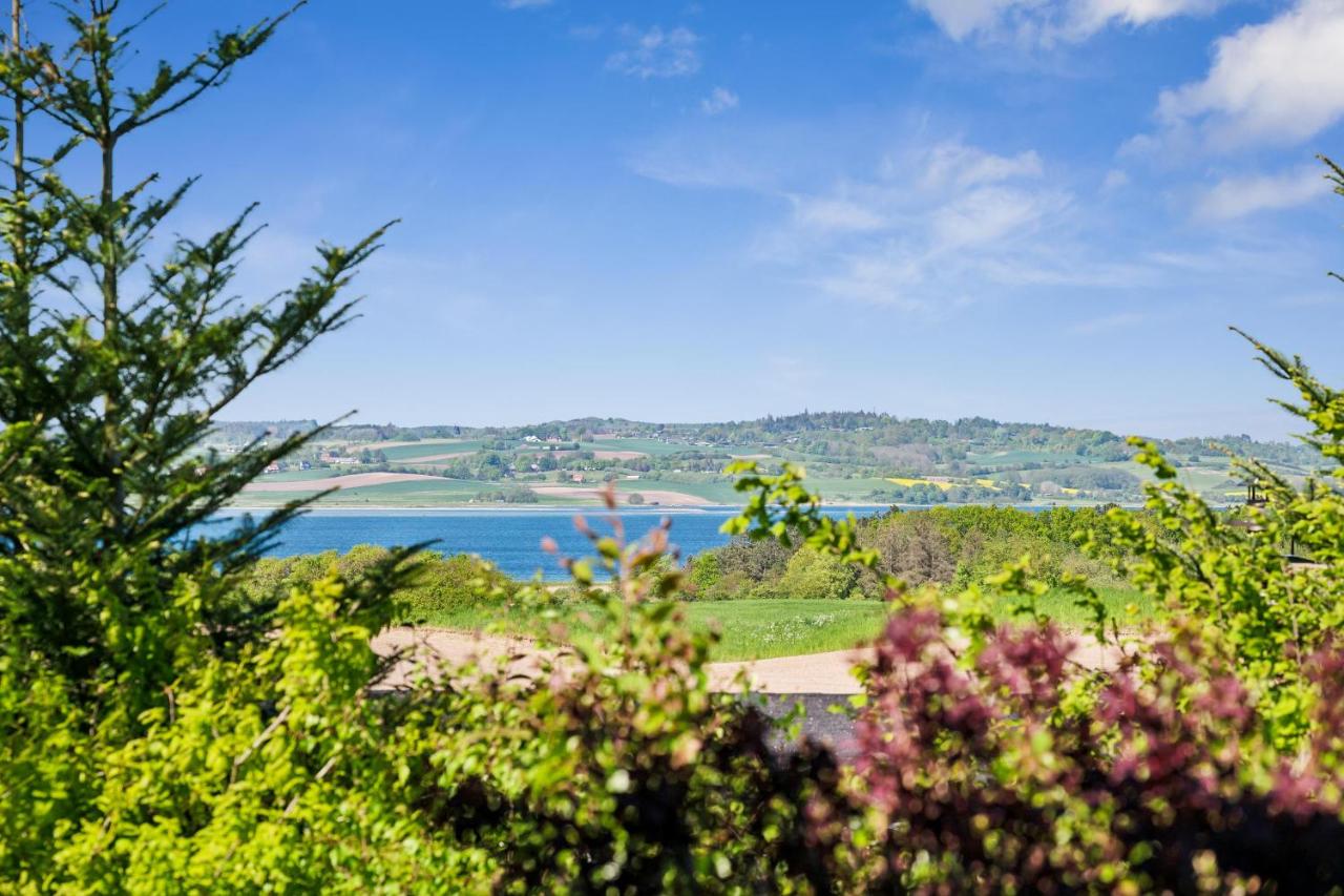 Cosy House On Mols With Terrace And Views Of The Landscape And Water - Chambres d'hôtes Knebel